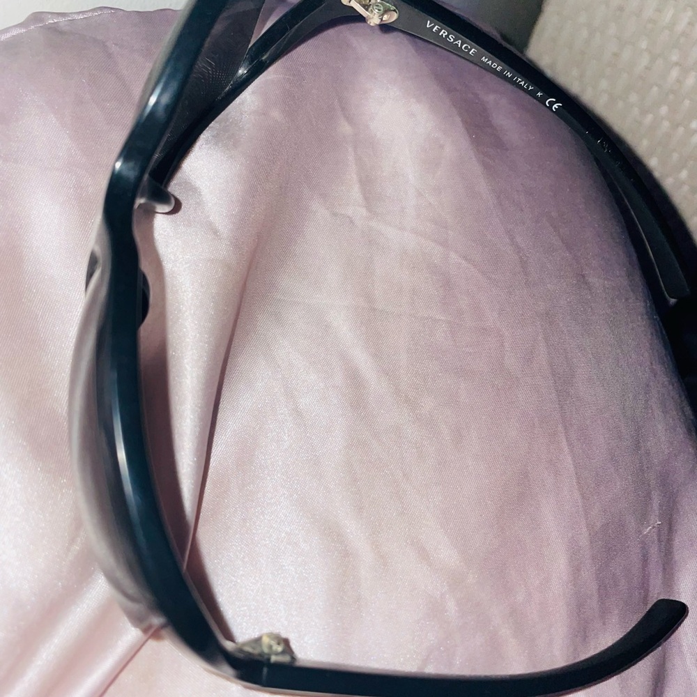Versace Black Oversized Sunglasses – Made in Italy 🇮🇹